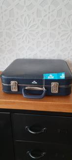 Met label ! KLM Koffer vintage stewardess koffertje blauw, Verzamelen, Ophalen of Verzenden, Gebruikt, Overige typen