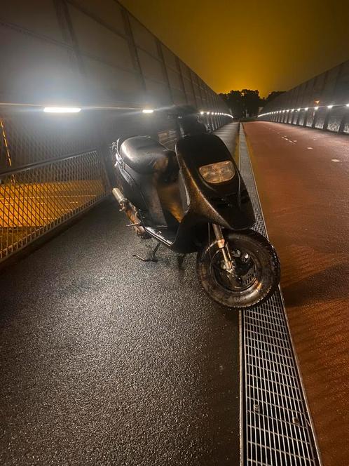 Gilera typhoon 70cc, Fietsen en Brommers, Scooters | Piaggio, Overige modellen, Tweetakt, Ophalen