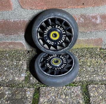 2x Eagle 115mm Raddix DTM stuntstep wielen beschikbaar voor biedingen