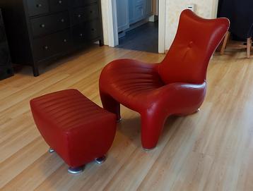 Leolux fauteuil Balou met voetstoel beschikbaar voor biedingen