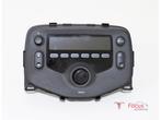 Radio van een Peugeot 108, Auto-onderdelen, Ophalen of Verzenden, 12 maanden garantie, Gebruikt, Peugeot