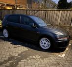 Volkswagen Golf GTI Perf. | Pano | Xenon | Camera, Stof, 1295 kg, 4 cilinders, 1984 cc