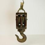 Groot antiek zware scheepskatrol/ hijsblok. (Maritiem), Verzamelen, Scheepvaart, Ophalen of Verzenden, Zo goed als nieuw, Motorboot of Zeilboot