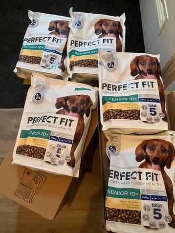 5 x 1,4 KG Perfect Fit senior honden brokjes THT 1-7-2026 beschikbaar voor biedingen
