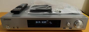 Goeie en compacte Surround Receiver Pioneer VSX-S510 Zilver