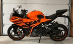 KTM RC390 A2 2023 met fabrieksgarantie !! Nieuwstaat !!, Motoren, Motoren | KTM, 390 cc, ABS, Minimaal motorrijbewijs A2, 1 cilinder