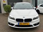 BMW 2-serie Active Tourer 218i Essential *Navigatie*LM velge, Voorwielaandrijving, 65 €/maand, Gebruikt, Wit