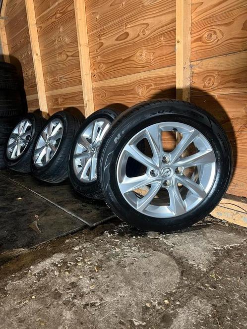 Originele Opel corsa F velgen 4x108 16? zomer set, Auto-onderdelen, Banden en Velgen, Banden en Velgen, Zomerbanden, 16 inch, 195 mm