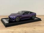 Aston Martin DB12 Motorhelix paars 1:18, Hobby en Vrije tijd, Modelauto's | 1:18, Ophalen of Verzenden, Nieuw, Auto, Overige merken