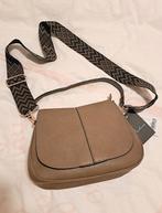 Taupe overslag hand/schoudertas ,2 hengsels NIEUW, Ophalen of Verzenden, Nieuw, Bruin, Overige merken