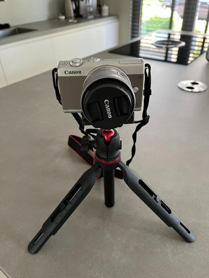 Schiet jij het perfecte plaatje met deze Canon EOS M100 ?, Audio, Tv en Foto, Fotocamera's Digitaal, Zo goed als nieuw, Compact