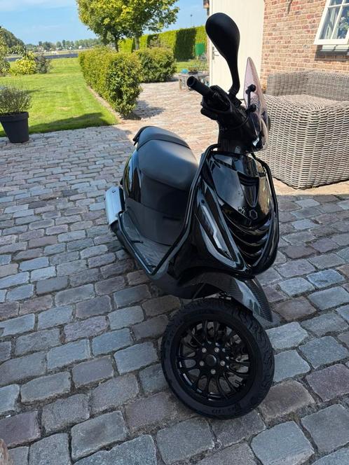 Zip 125cc a1, Fietsen en Brommers, Scooters | Piaggio, Zo goed als nieuw, Ophalen