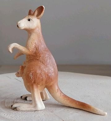 Schleich kangaroe met jong beschikbaar voor biedingen
