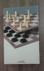 Compleet schaakspel en damspel in doos + dam/schaakstukken, Ophalen of Verzenden, Zo goed als nieuw