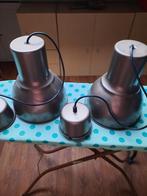 2 bronskleurige hanglampen., Huis en Inrichting, Lampen | Hanglampen, Ophalen of Verzenden, Gebruikt, Metaal, Minder dan 50 cm