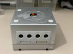 Gamecube Console (Quub) met voeding en AV kabel, Spelcomputers en Games, Spelcomputers | Nintendo GameCube, Ophalen of Verzenden