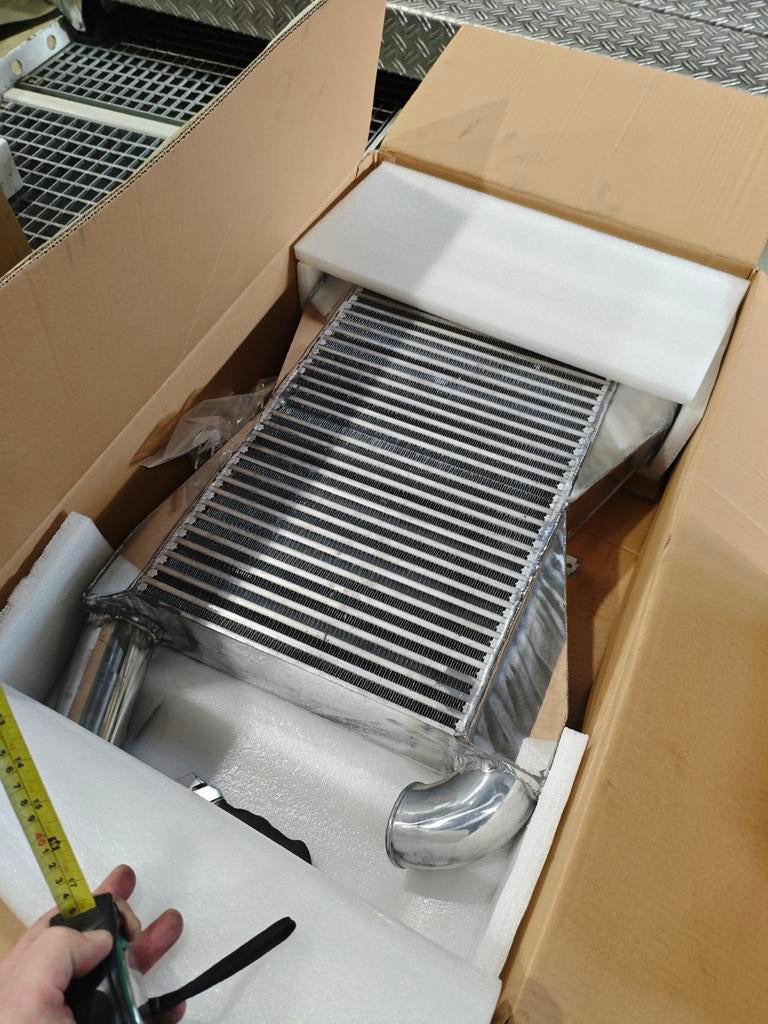 Nissan GTR R35 Race Intercooler - Grote Core, Auto-onderdelen, Ophalen of Verzenden, Nieuw, Nissan