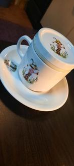 Vintage thee/koffieset met Sarah kay/Holly Hobbie style, Ophalen of Verzenden, Zo goed als nieuw, Porselein, Kop en/of schotel
