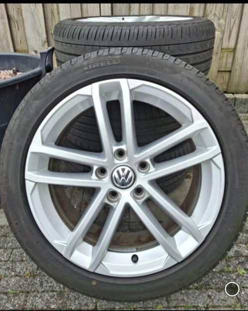 17inch  golf 5 6 7 gtd  r-line gti gte  caddy  5x112, Auto-onderdelen, Banden en Velgen, Banden en Velgen, Zomerbanden, 17 inch