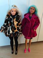 Barbiekleertjes/Barbiekleding: A-lijn jasjes Barbie en Curvy, Kinderen en Baby's, Speelgoed | Poppen, Verzenden, Nieuw, Barbie