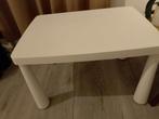 Witte kindertafel met stoel, Ophalen, Zo goed als nieuw, Tafel(s) en Stoel(en)