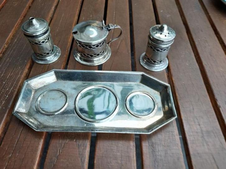 Verzilverd menagestelletje, Antiek en Kunst, Antiek | Bestek, Ophalen of Verzenden