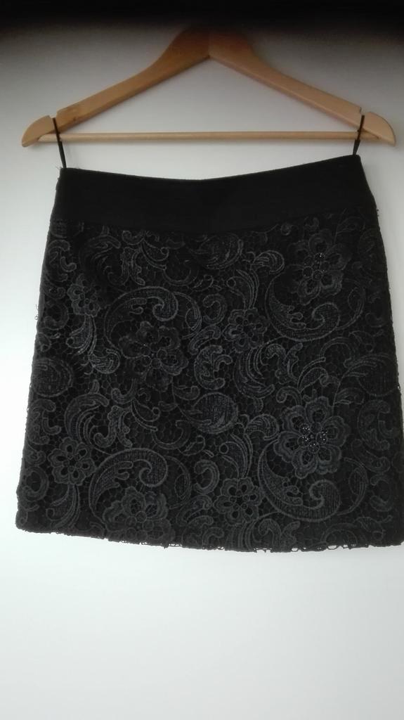 M prachtige zwarte rok kant designed in Paris merk Via Code, Kleding | Dames, Rokken, Zo goed als nieuw, Maat 38/40 (M), Zwart