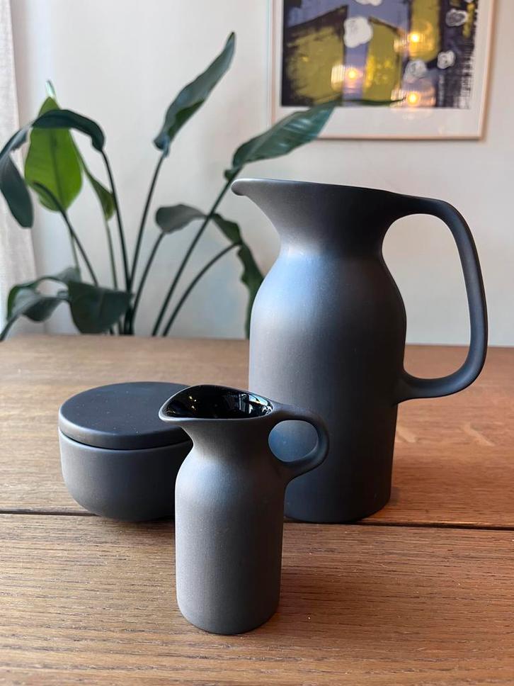 Royal Doulton Olio Karaf & Melk/Suiker Set, Huis en Inrichting, Keuken | Servies, Zo goed als nieuw, Overige typen, Effen, Aardewerk