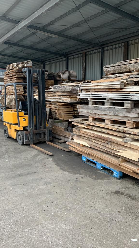 Groot partij droog hout,2 trailers vol., Doe-het-zelf en Verbouw, Hout en Planken, Zo goed als nieuw, Plank, Eiken, 300 cm of meer