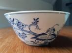 Antieke porseleinen brocante blauw/wit gedecoreerde schaal, Ophalen of Verzenden