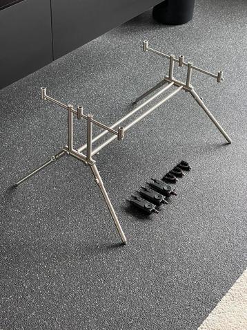 RVS Rodpod pro line 3Rod Karpervissen beetmelders banksticks beschikbaar voor biedingen