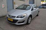 Opel Astra Sports Tourer 1.4 Blitz1e eigenaar 1jaar APK, Voorwielaandrijving, 65 €/maand, 101 pk, Gebruikt