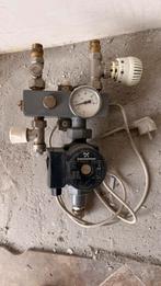 Grundfos vloerverwarmingspomp met mengventiel – complete set, Minder dan 30 cm, Overige typen, Minder dan 60 cm, Ophalen of Verzenden