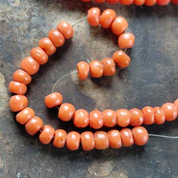 ANTIEK bloedkoraal kralen - 32cm beschikbaar voor biedingen