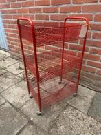 Vintage metalen rekje op wielen, Ophalen of Verzenden, Zo goed als nieuw, Nvt, Nvt