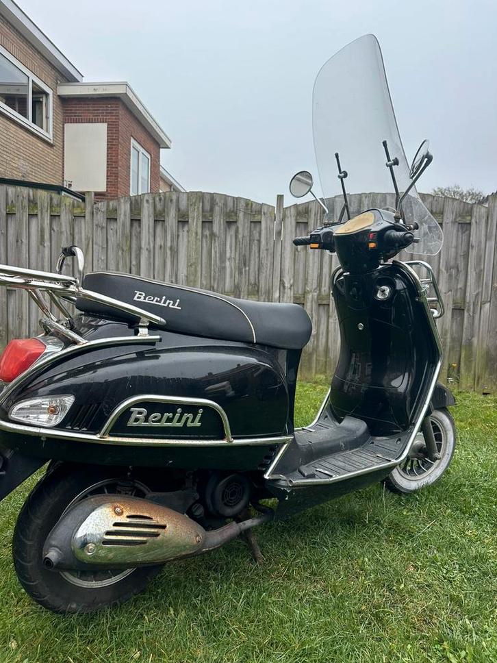 Berini napoli 2 - zwarte scooter met valbeugels & windscherm, Fietsen en Brommers, Scooters | Piaggio, Gebruikt, Overige modellen