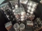 Zwart & zilver kerstballen 56 grote 24 kleine, 24  decoratie, Diversen, Kerst, Ophalen of Verzenden
