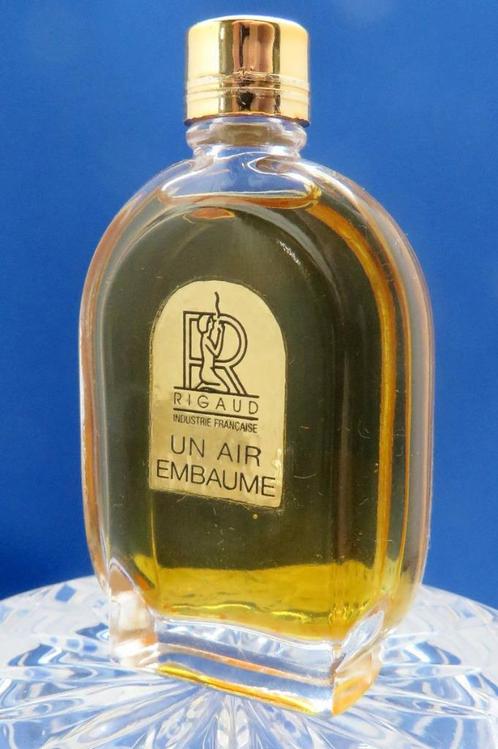 Mini - RIGAUD - Un Air Ebaume - 7ml - p - 6,1cm, Verzamelen, Parfumverzamelingen, Zo goed als nieuw, Miniatuur, Gevuld, Ophalen of Verzenden