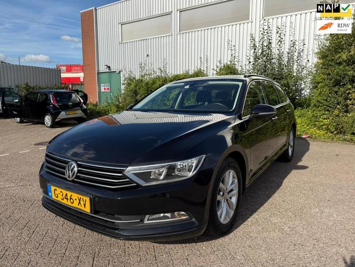 Volkswagen Passat Variant 1.6 TDI Highline * Camera * Nap *, Auto's, Volkswagen, Bedrijf, Te koop, Passat, ABS, Achteruitrijcamera