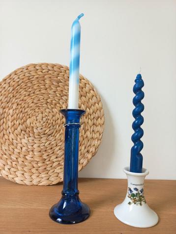 Vintage kandelaren blauw met wildflower, 2 stuks beschikbaar voor biedingen