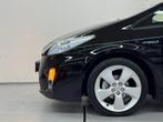 Toyota Prius 1.8 Executive Pano Solar Adaptive Cruise Leder, Auto's, Toyota, Adaptive Cruise Control, Gebruikt, 4 cilinders, Zwart