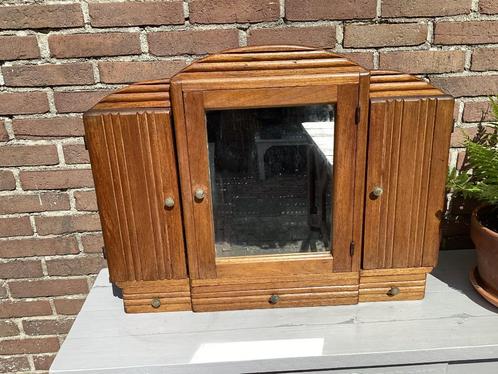 Leuk eiken hangkastje, Antiek en Kunst, Antiek | Woonaccessoires, Ophalen of Verzenden