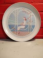 Mabel dienblad., Ophalen of Verzenden, Gebruikt, Rond, Kunststof