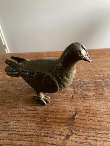 Vintage zware ijzeren beeldje van een duif beschikbaar voor biedingen