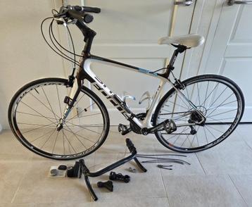 Focus Izalco Donna 3.0 Full carbon (dames, 54 cm/M) beschikbaar voor biedingen
