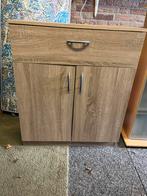 Houten kastje, Antiek en Kunst, Antiek | Meubels | Kasten, Ophalen