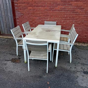 Tuinset beschikbaar voor biedingen