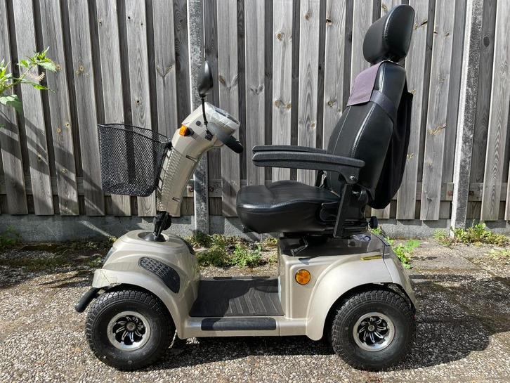 Scootmobiel Vermeiren Ceres 4 Deluxe, Diversen, Brommobielen en Scootmobielen, Gebruikt, Vermeiren, 26 t/m 35 km, 11 t/m 15 km/u