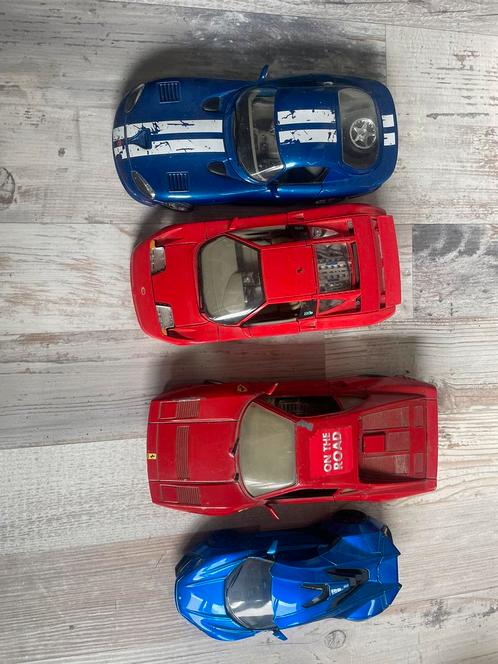 4 grote model autos 1:18/1:16, Kinderen en Baby's, Speelgoed | Speelgoedvoertuigen, Zo goed als nieuw, Ophalen of Verzenden