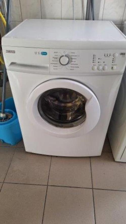 Zanussi Lindo 100 wasmachine, Witgoed en Apparatuur, Wasmachines, Zo goed als nieuw, Voorlader, 6 tot 8 kg, 85 tot 90 cm, 1200 tot 1600 toeren
